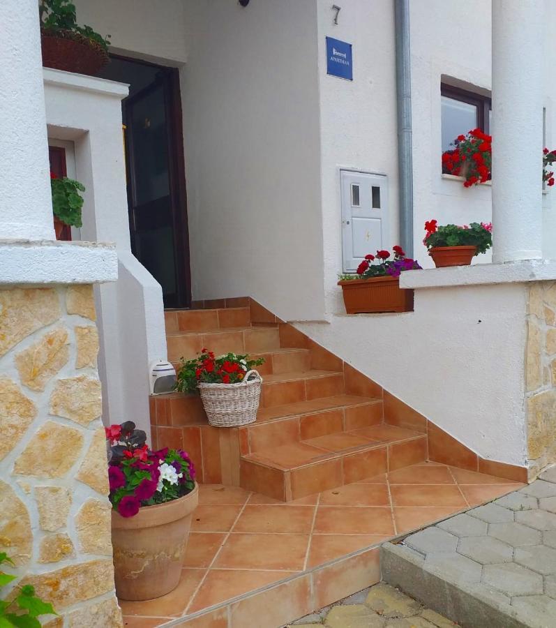 Apartments Villa Arta Murter Exteriér fotografie