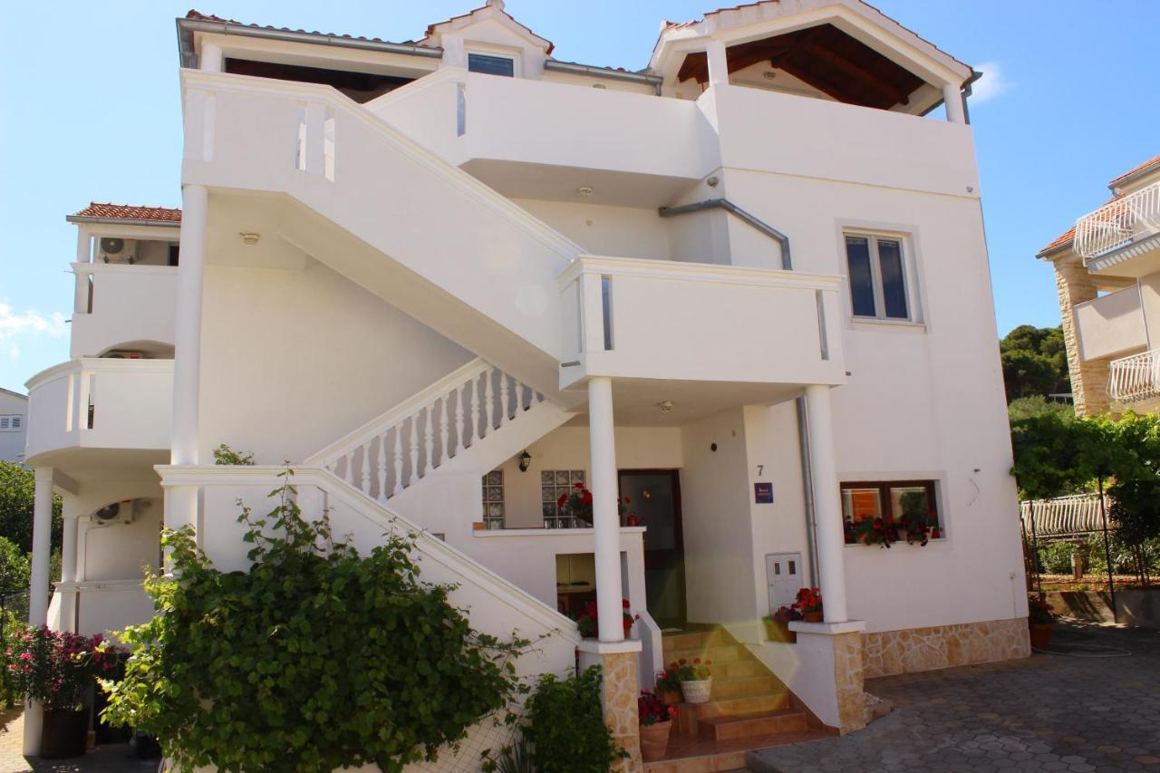 Apartments Villa Arta Murter Exteriér fotografie